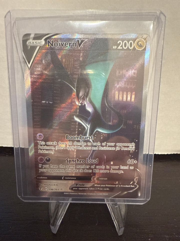 Pokémon TCG 2021 Noivern V Evolving Skies Full Art Ultra Rare, 196/203