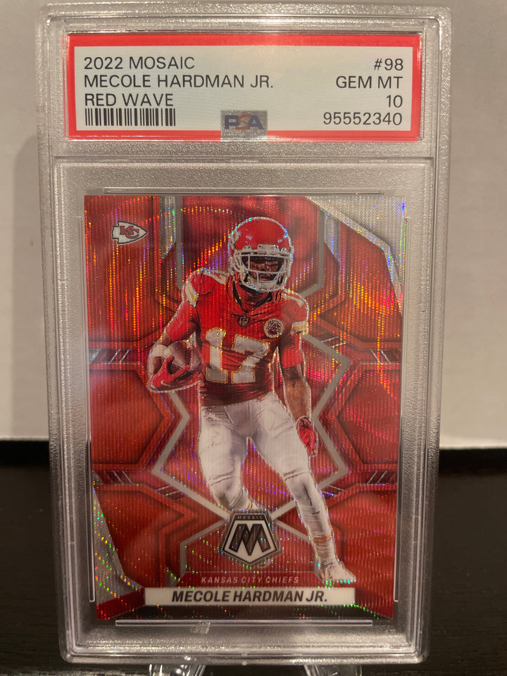 Mecole Hardman 2022 Panini Mosaic Red Wave, 5/9, PSA 10 Gem Mint