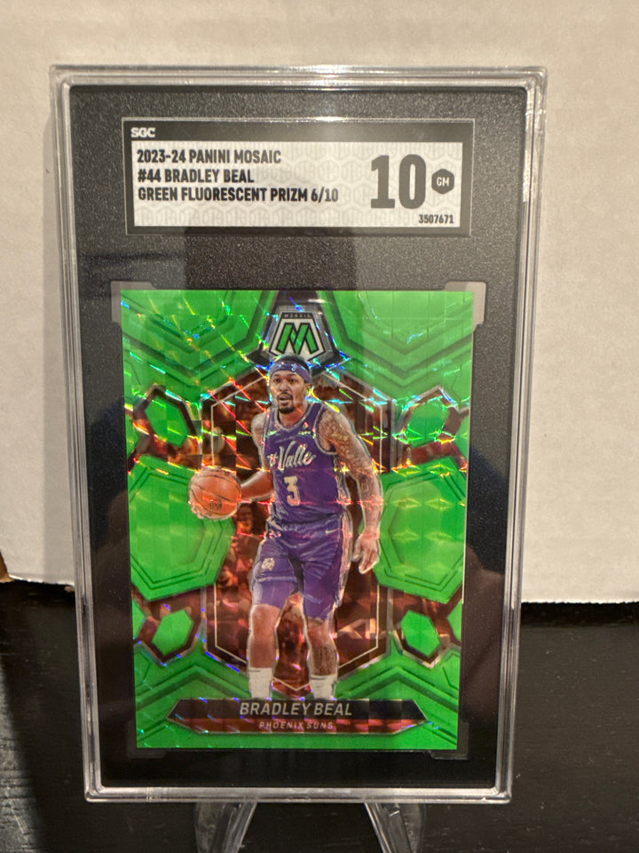 Bradley Beal 2023-2024 Panini Mosaic Green Fluorescent Prizm, 6/10, SGC 10 Gem Mint